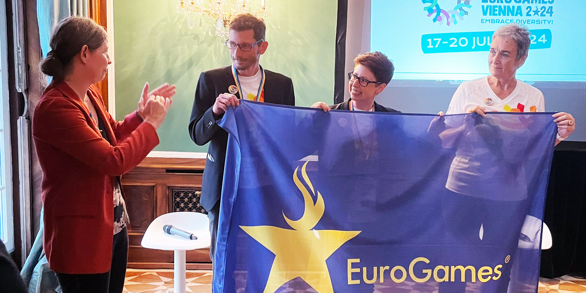 EuroGames 2024 in Wien Staffelübergabe in der Schweizer Botschaft GGG.at